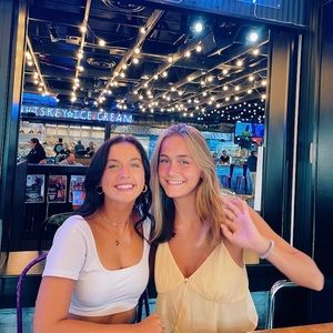 Meet your Posher, Anna